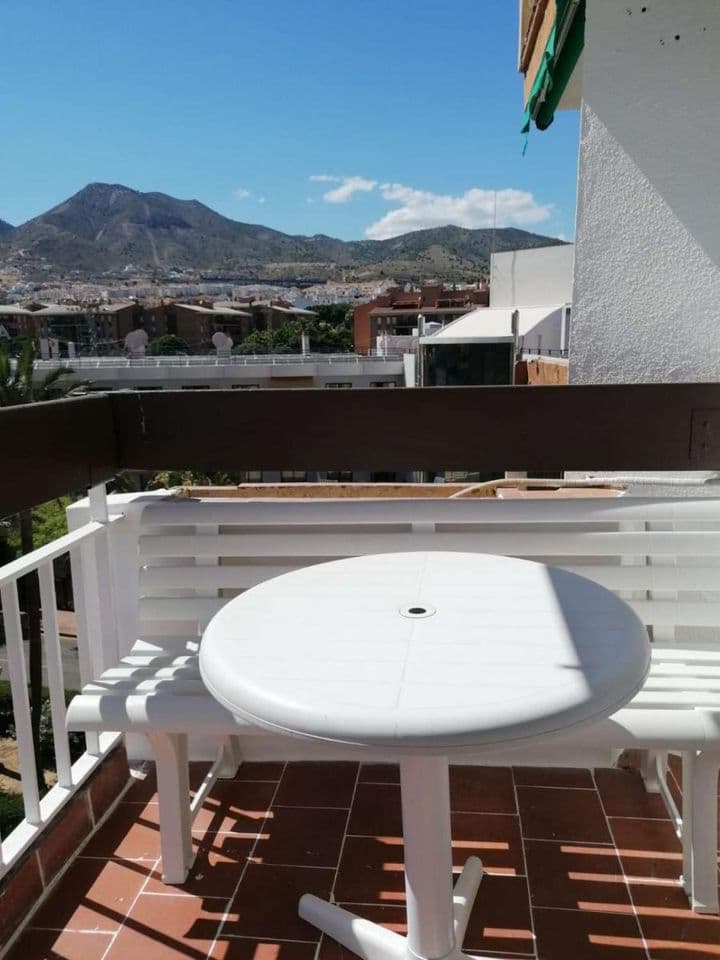 Apartment for rent in Parque de la Paloma, Spain - Image 3