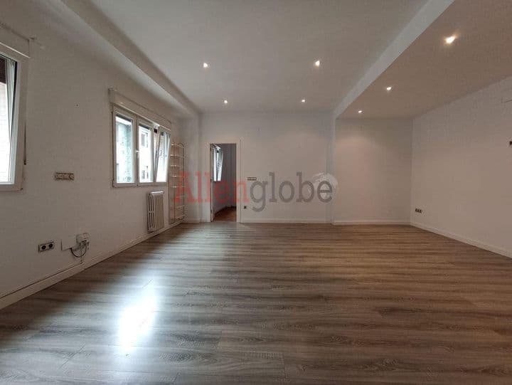 4 bedrooms apartment for sale in Oviedo, Spain - Image 3