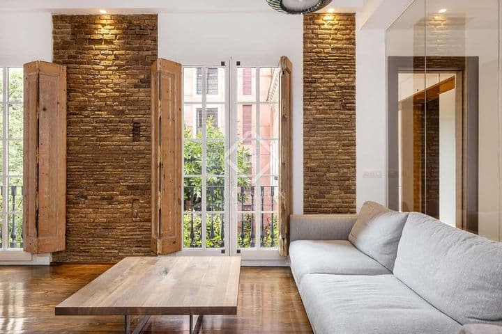 4 bedrooms apartment for rent in Barcelona, Spain - Image 5