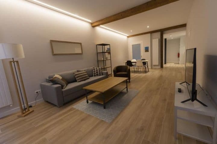 1 bedroom apartment for rent in Pamplona, Spain - Image 3