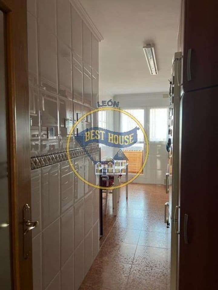 3 bedrooms apartment for sale in Leon, Spain - Image 9