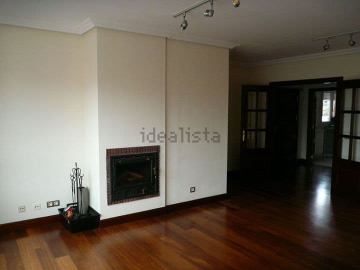 3 bedrooms apartment for rent in Getxo, Spain - Image 2