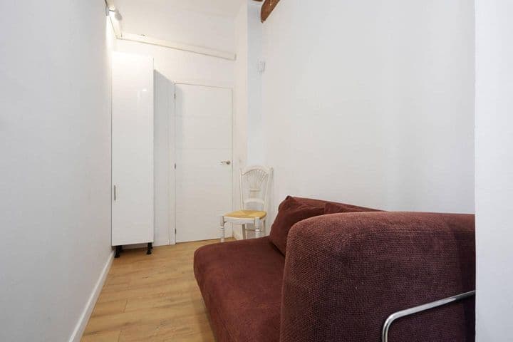 2 bedrooms apartment for rent in Poblenou, Spain - Image 8