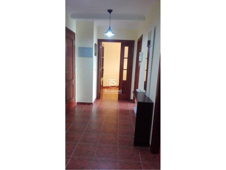 2 bedrooms apartment for rent in Vilagarcia de Arousa, Spain - Image 4