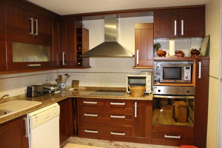 3 bedrooms house for rent in Granada, Spain - Image 4