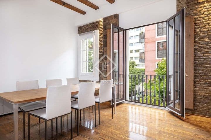 4 bedrooms apartment for rent in Barcelona, Spain - Image 4