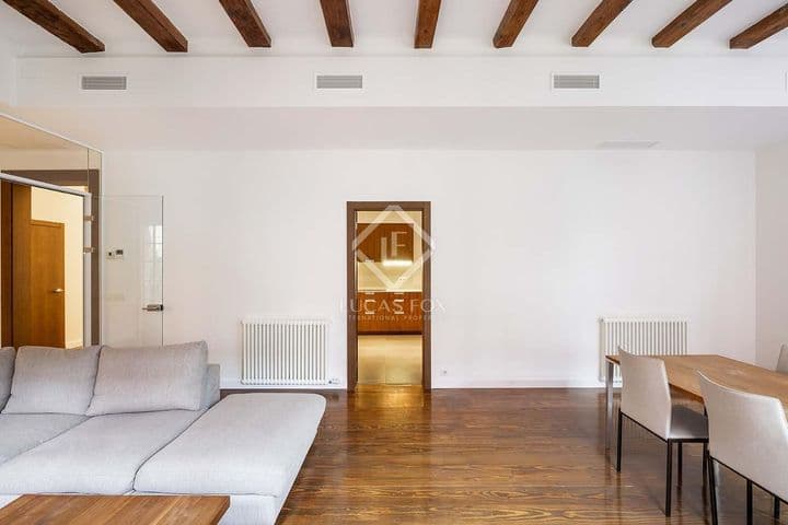 4 bedrooms apartment for rent in Barcelona, Spain - Image 6