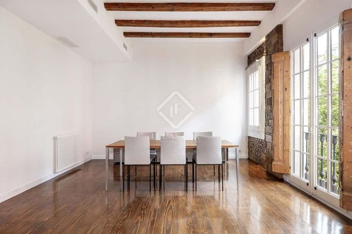 4 bedrooms apartment for rent in Barcelona, Spain - Image 3