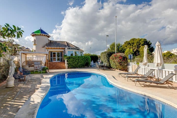 4 bedrooms house for rent in Villamartin-Las Filipinas, Spain