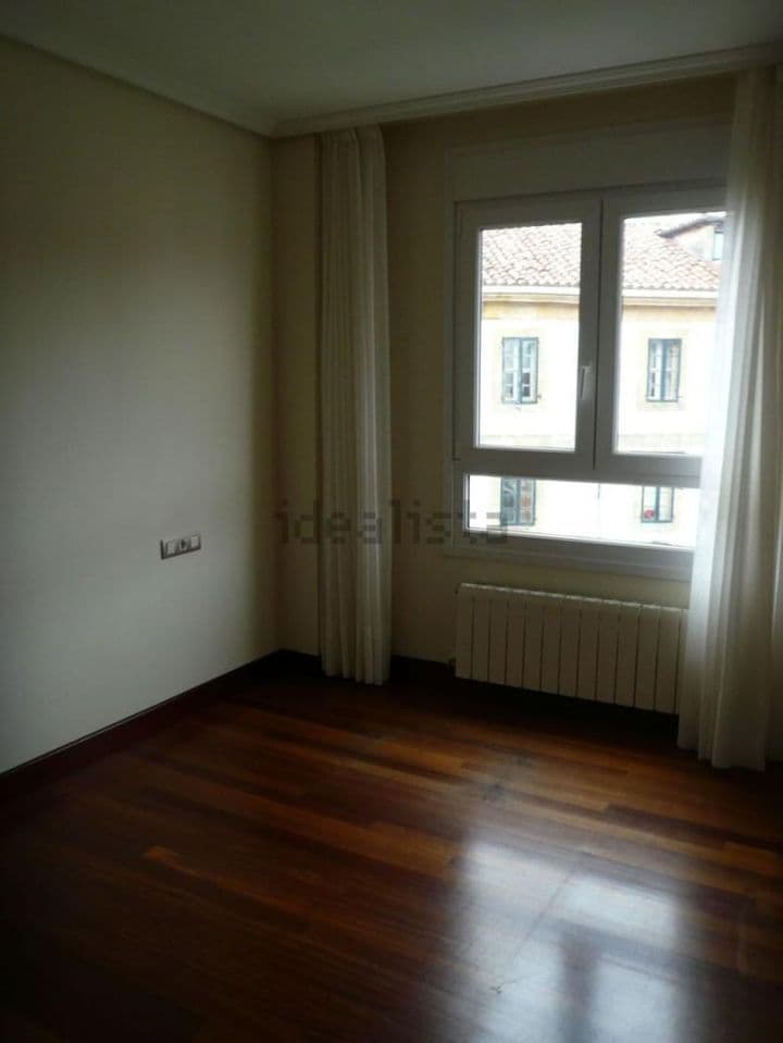 3 bedrooms apartment for rent in Getxo, Spain - Image 12