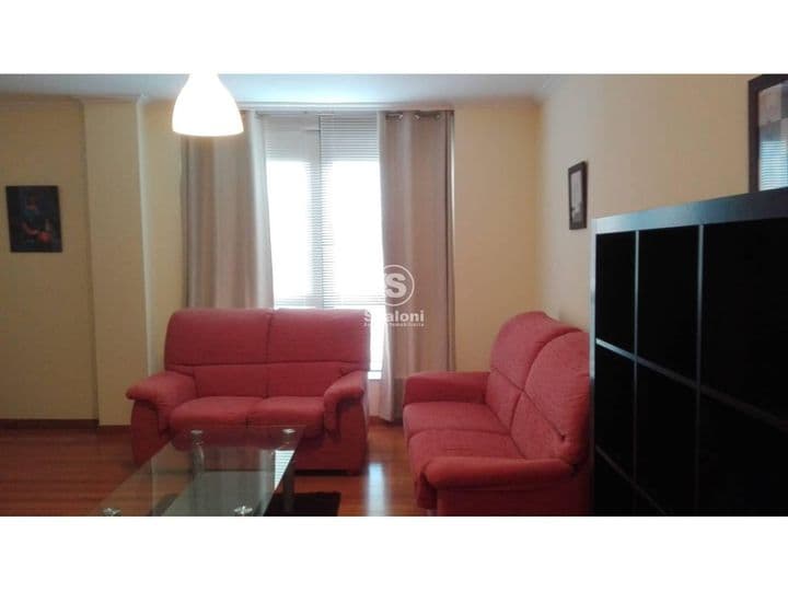 2 bedrooms apartment for rent in Vilagarcia de Arousa, Spain - Image 2