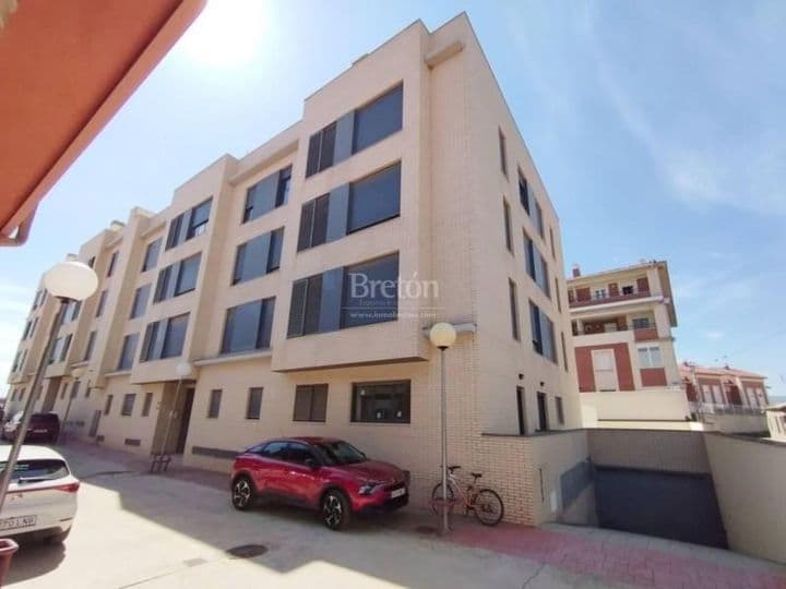 1 bedroom apartment for sale in Zaragoza, Spain - Image 2