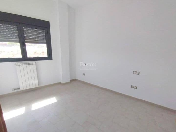 1 bedroom apartment for sale in Zaragoza, Spain - Image 9