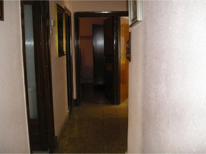 4 bedrooms apartment for sale in Zaragoza, Spain - Image 9