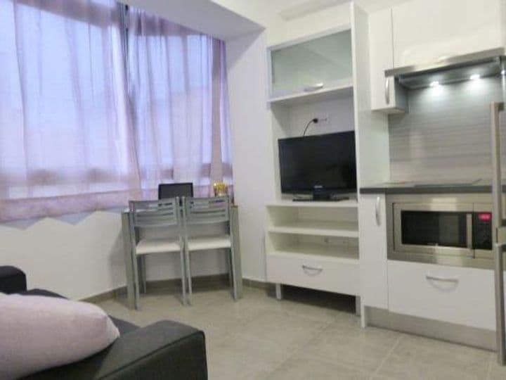 Apartment for rent in Las Palmas de Gran Canaria, Spain - Image 3