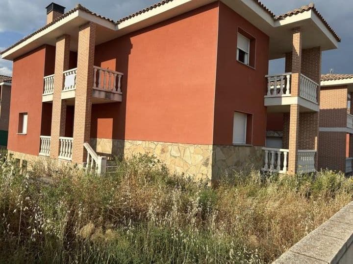 4 bedrooms house for sale in Navas del Rey, Spain - Image 6