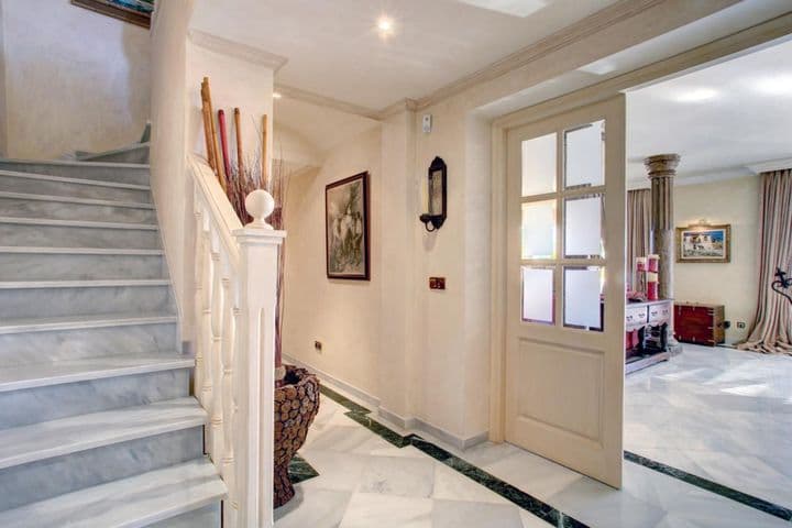 4 bedrooms apartment for sale in Casco Antiguo, Spain - Image 9