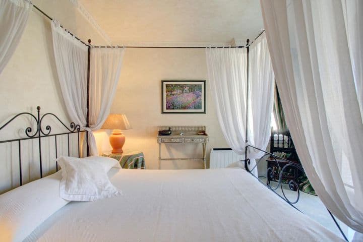 4 bedrooms apartment for sale in Casco Antiguo, Spain - Image 5