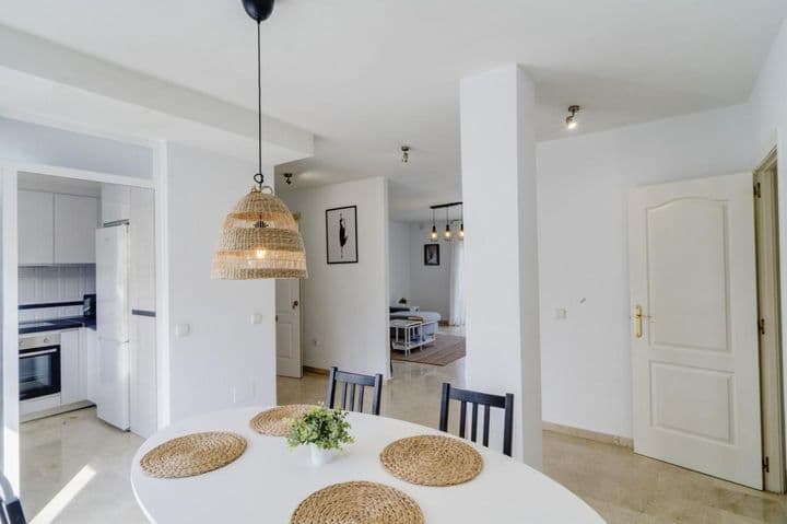 2 bedrooms apartment for sale in Puerto Banus, Spain - Image 8