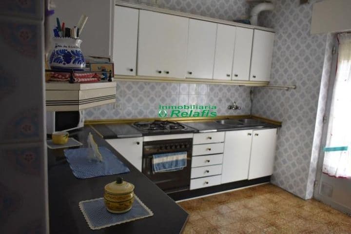 3 bedrooms apartment for sale in Salamanca, Spain - Image 4