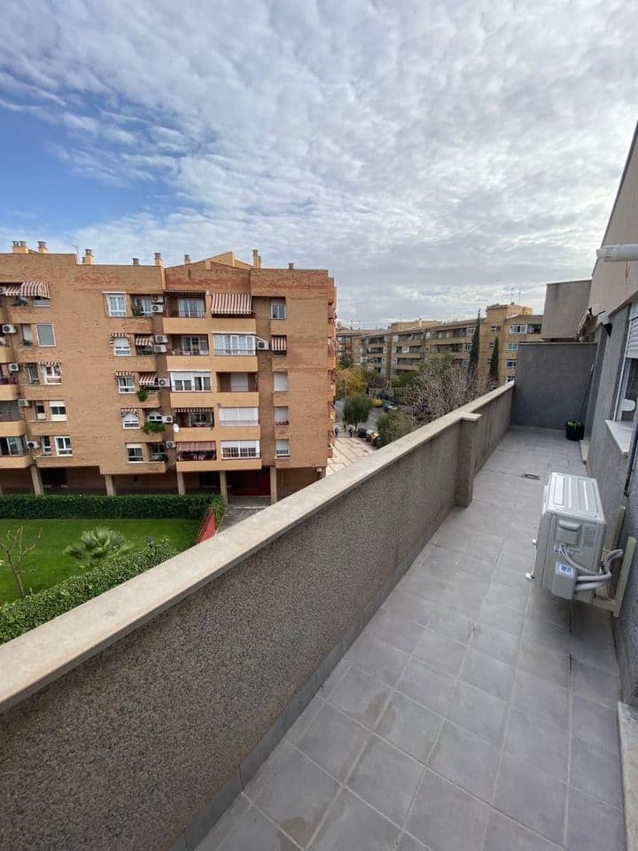 1 bedroom apartment for rent in Granada, Spain - Image 8