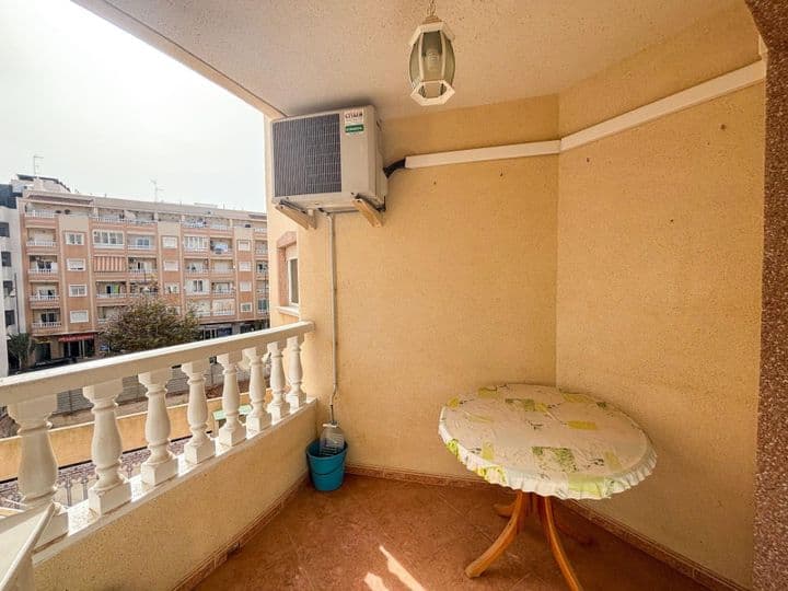 2 bedrooms apartment for rent in Avenida Habaneras - Curva de Palangre, Spain - Image 3