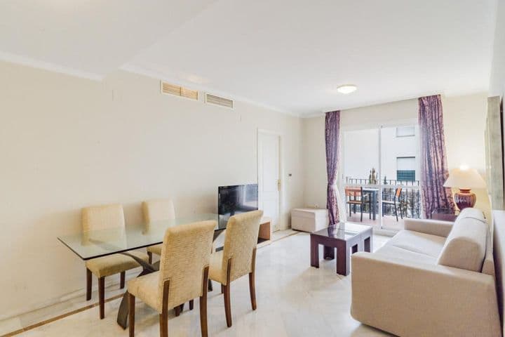 1 bedroom apartment for sale in Puerto Banus, Spain - Image 8