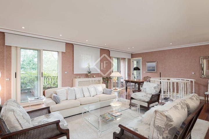 4 bedrooms apartment for sale in Donostia-San Sebastian, Spain - Image 3