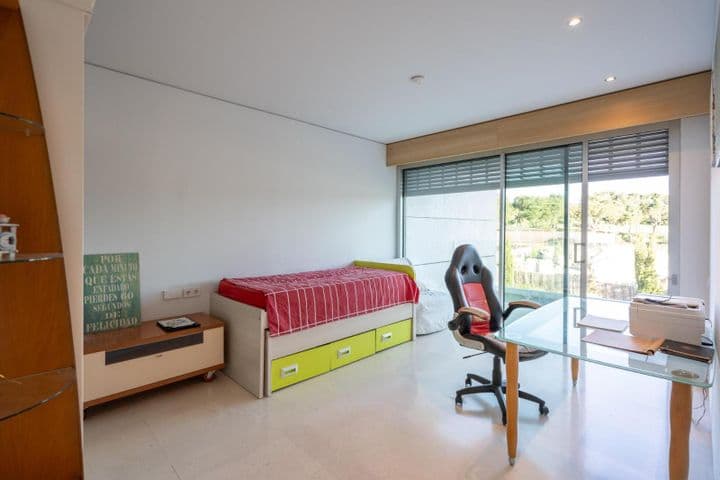 4 bedrooms house for sale in Madrid, Spain - Image 11