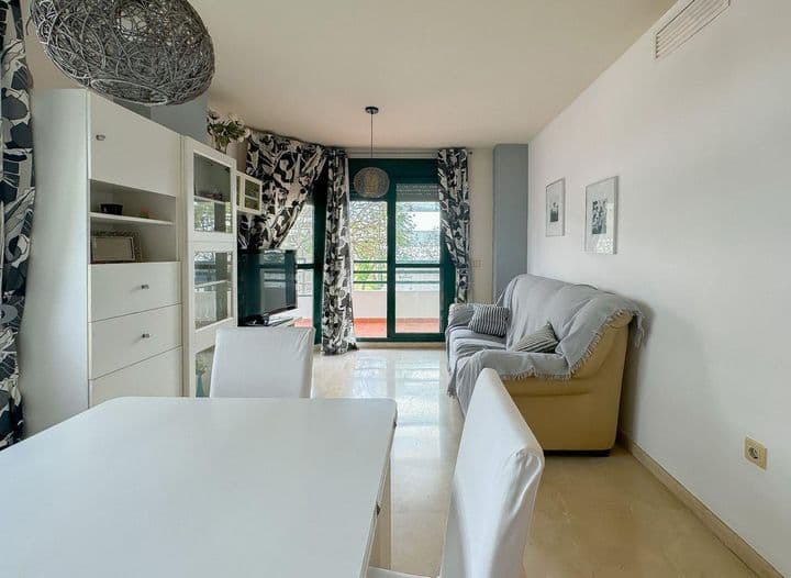 2 bedrooms apartment for rent in Centro, Spain - Image 3