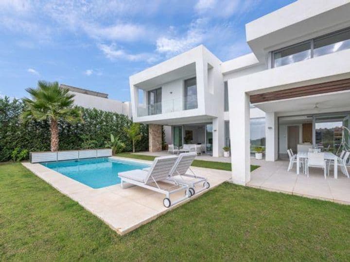 4 bedrooms house for sale in Marbella, Spain - Image 3