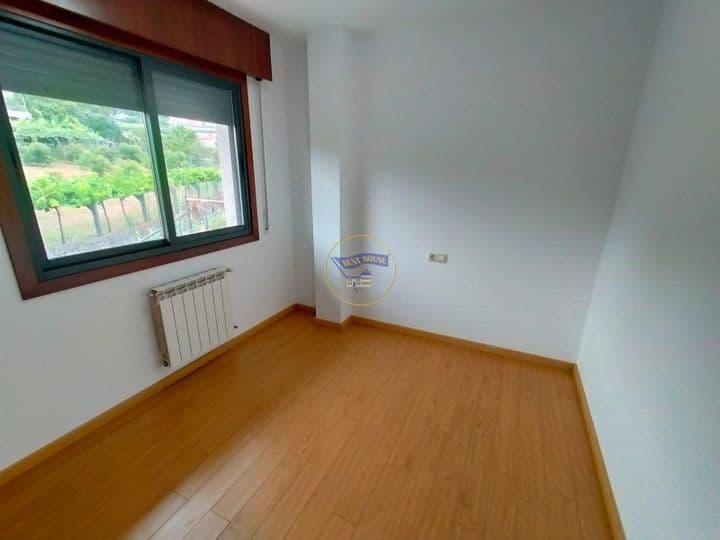 1 bedroom apartment for rent in Vigo, Spain - Image 7