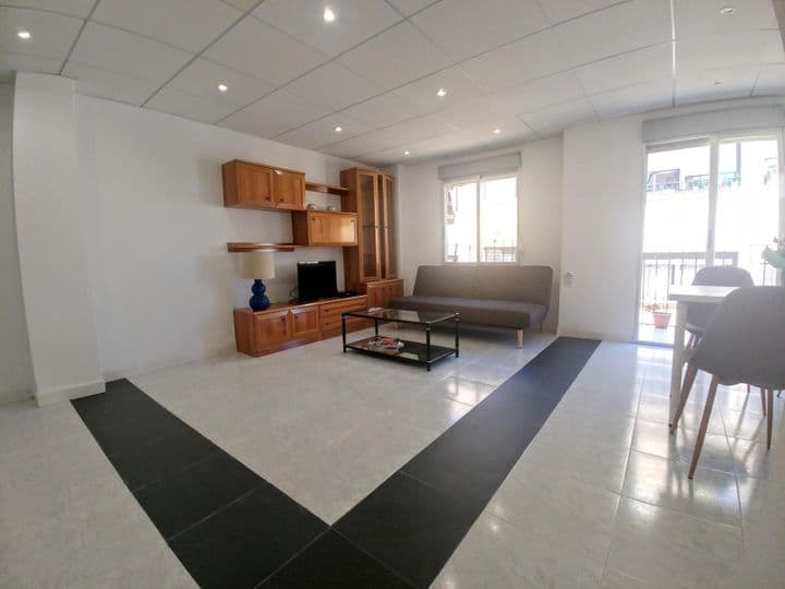 2 bedrooms apartment for rent in Elche, Spain - Image 4