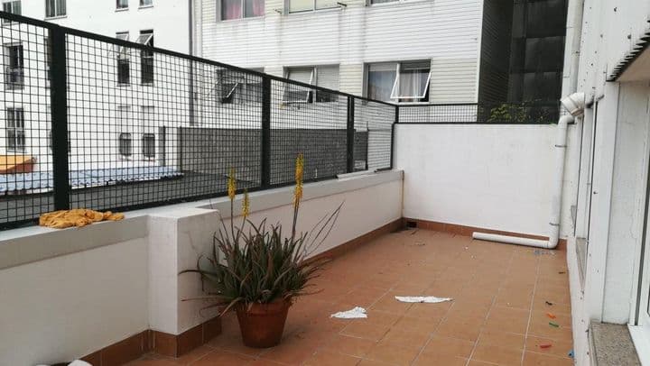 4 bedrooms apartment for rent in Santiago de Compostela, Spain - Image 5