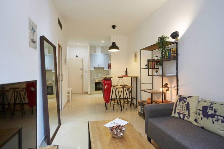 2 bedrooms apartment for rent in Ciutat Vella, Spain - Image 8