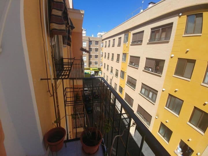 2 bedrooms apartment for rent in Elche, Spain - Image 10