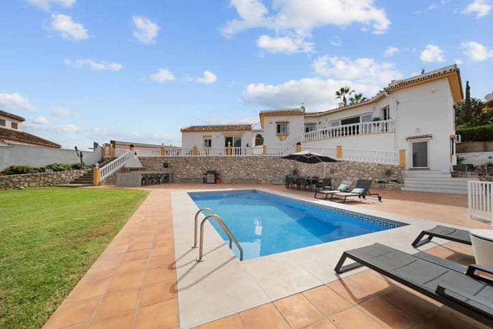 5 bedrooms house for sale in Benalmadena Costa, Spain - Image 4