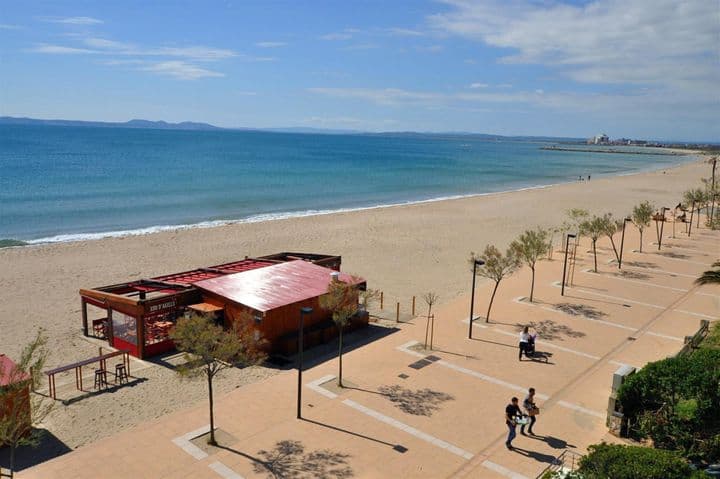 Apartment for sale in Roses, Spain - Image 10