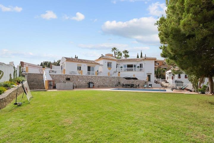 5 bedrooms house for sale in Benalmadena Costa, Spain - Image 3