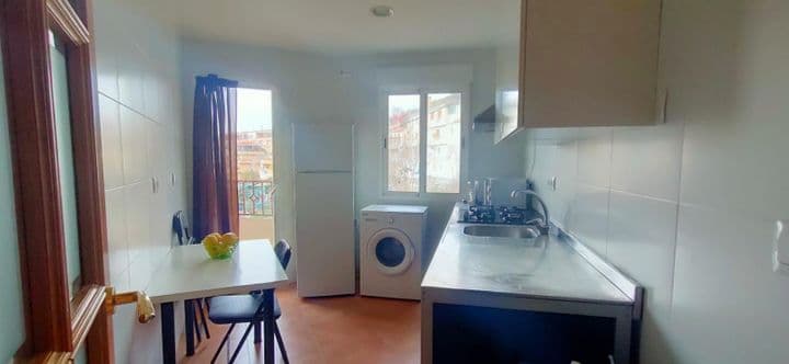 2 bedrooms apartment for rent in Vega de Granada, Spain - Image 4