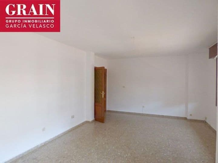 4 bedrooms apartment for rent in Albacete, Spain - Image 3