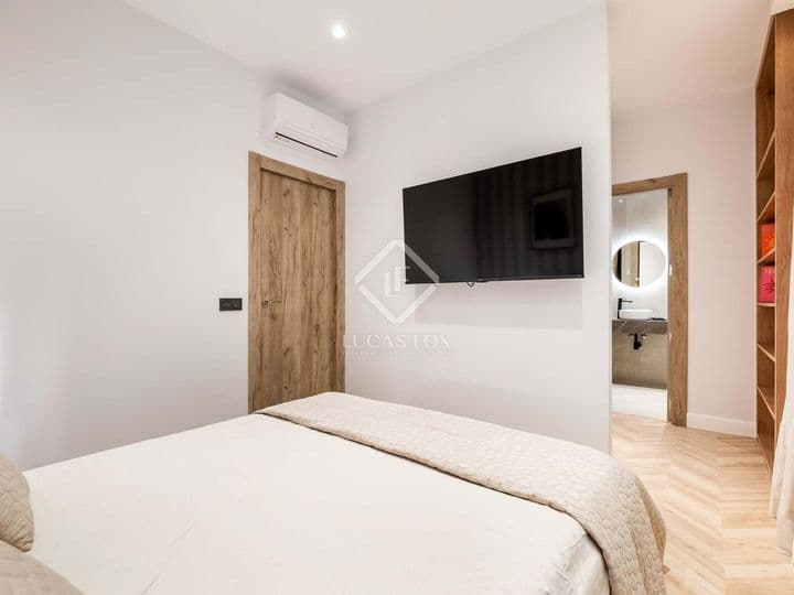 2 bedrooms apartment for sale in Madrid, Spain - Image 9