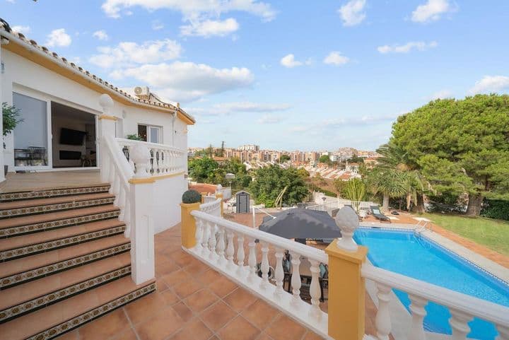 5 bedrooms house for sale in Benalmadena Costa, Spain - Image 2