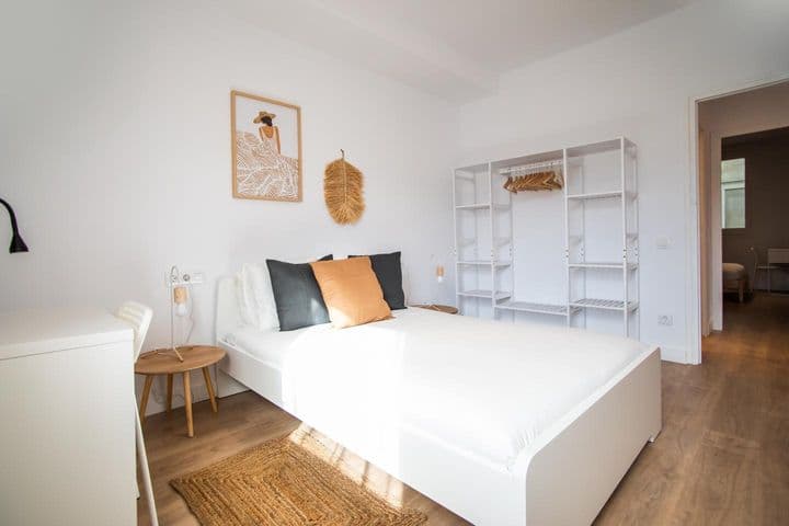 3 bedrooms apartment for rent in Sant Antoni, Spain - Image 8