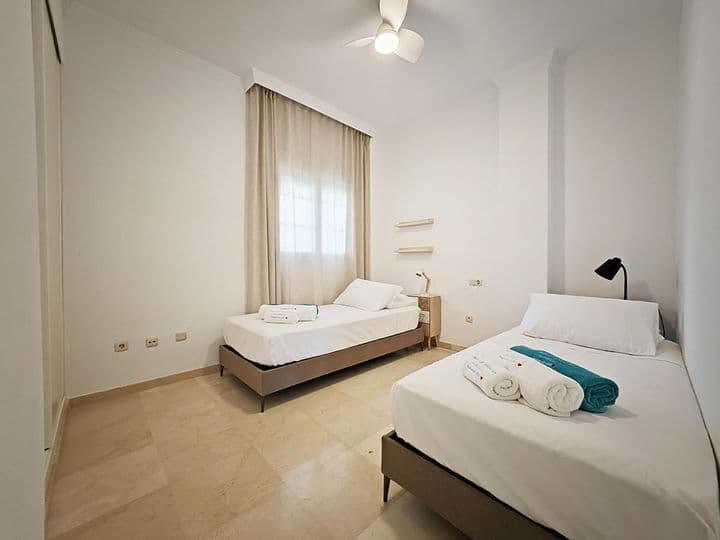 3 bedrooms apartment for sale in Nueva Andalucia, Spain - Image 10