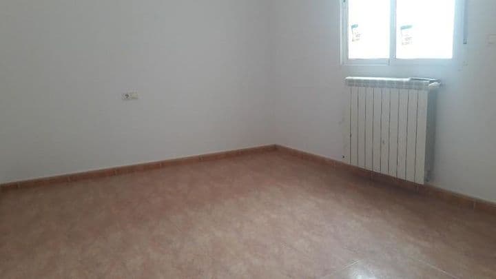 3 bedrooms apartment for rent in Albacete, Spain - Image 7