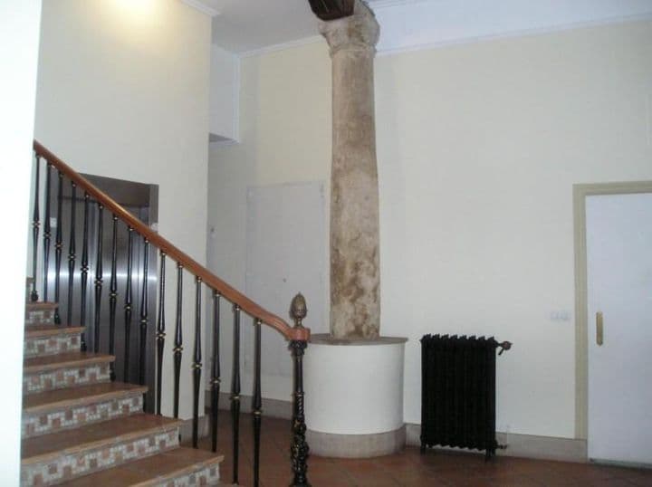 1 bedroom apartment for rent in Zaragoza, Spain - Image 6