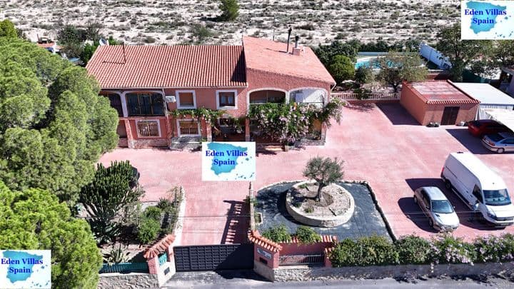 11 bedrooms house for sale in El Campello, Spain - Image 2