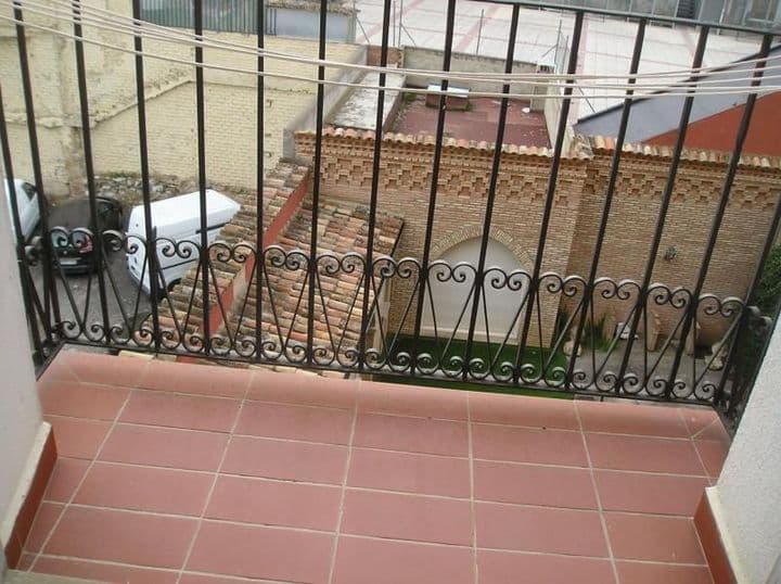 1 bedroom apartment for rent in Zaragoza, Spain - Image 11