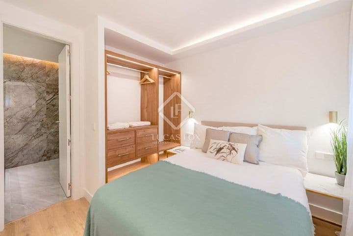 3 bedrooms apartment for rent in Madrid, Spain - Image 10